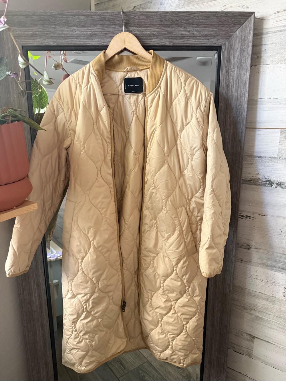 Everlane Long Quilted Puffer Coat in Beige